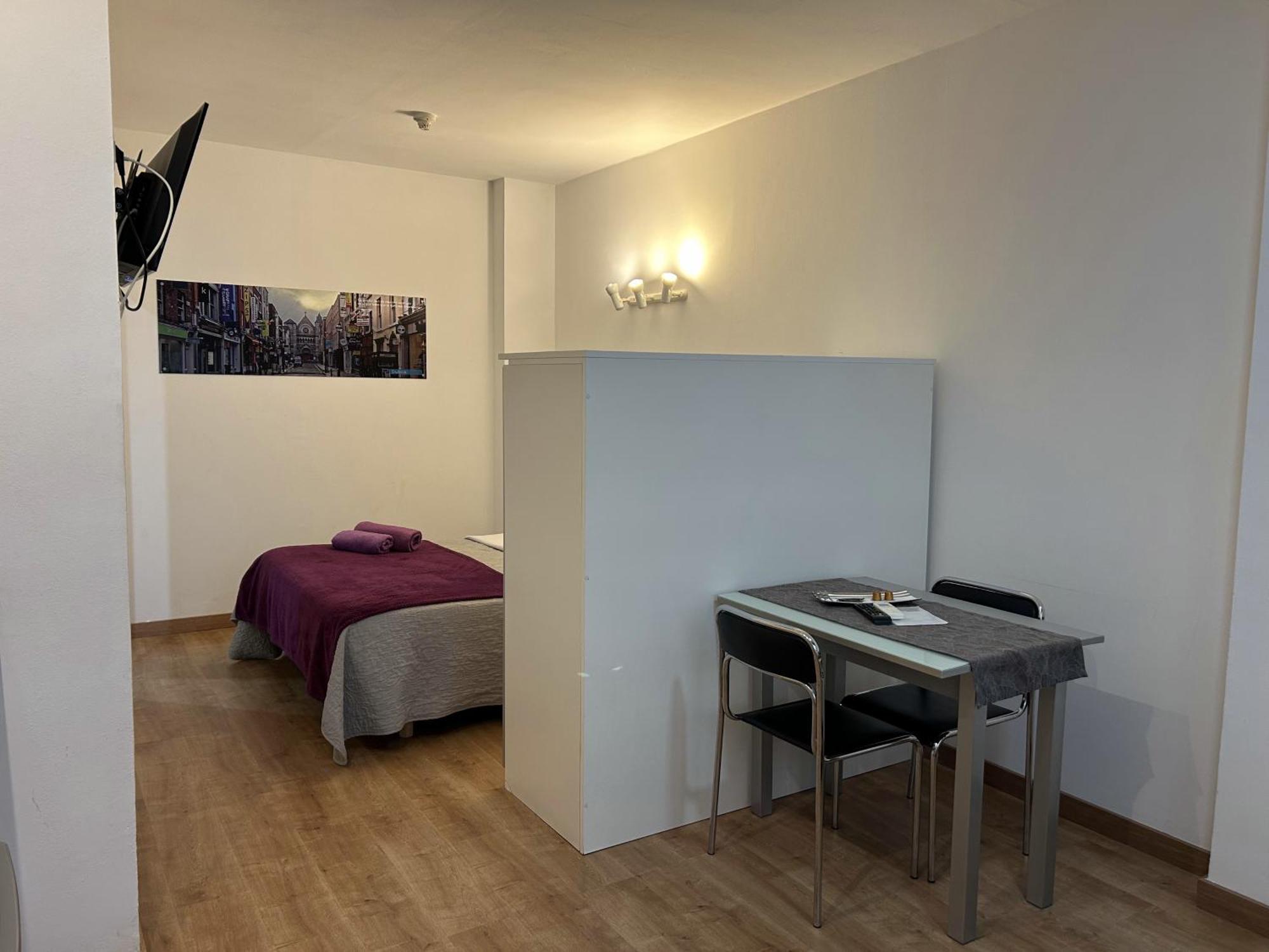 Apartahotel Baldiri Sant Boi de Llobregat Exterior photo